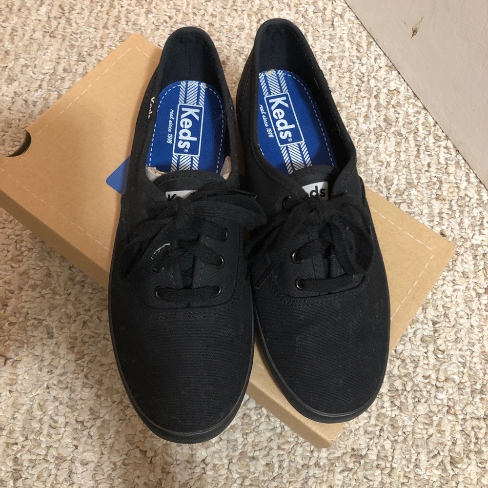 Black Keds